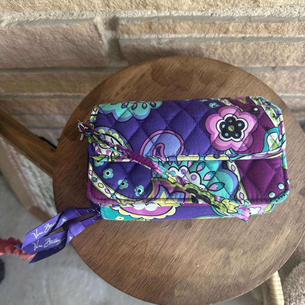 Vera Bradley Heather Purple Wristlet in EEUC